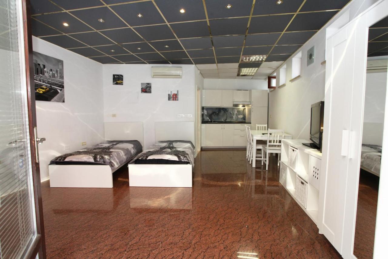 Koper Central King Studio Samo Extérieur photo