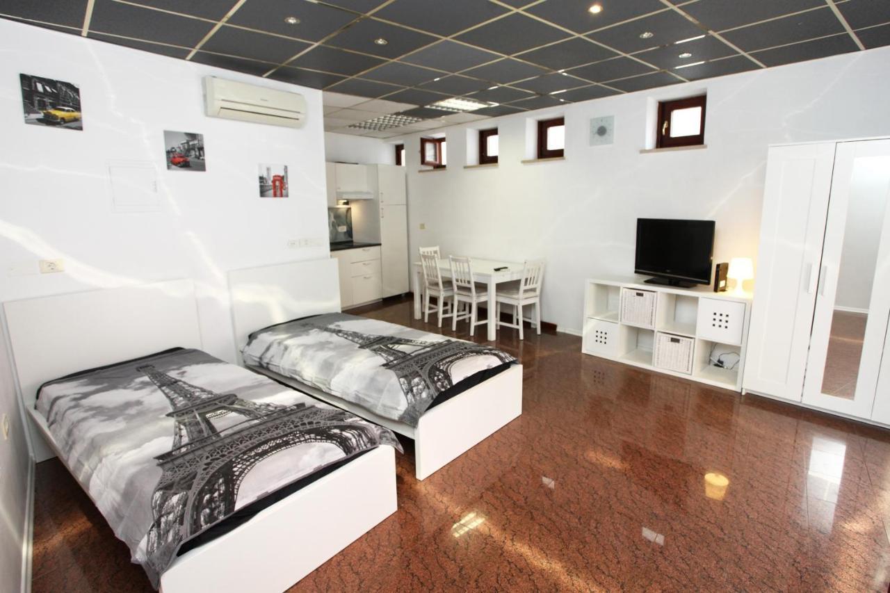 Koper Central King Studio Samo Extérieur photo